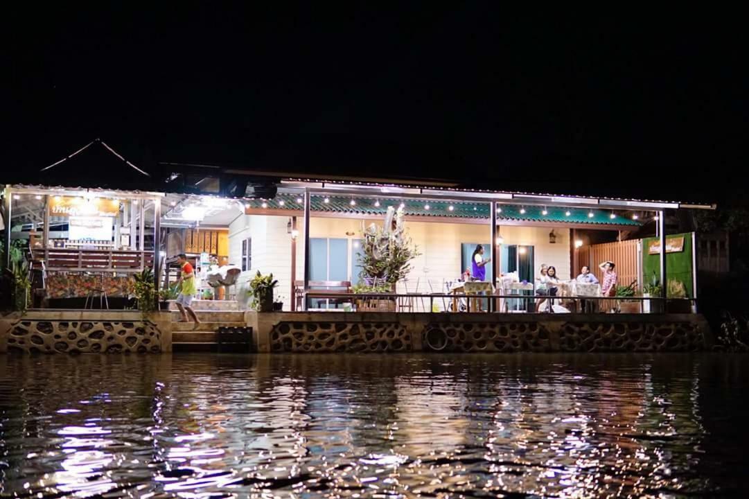 Bansuwan Homestay Amphawa Exterior foto